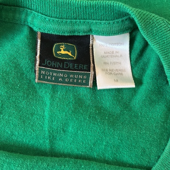 John Deere Long Sleeve Green Graphic Shirt Size M - Picture 5 of 5
